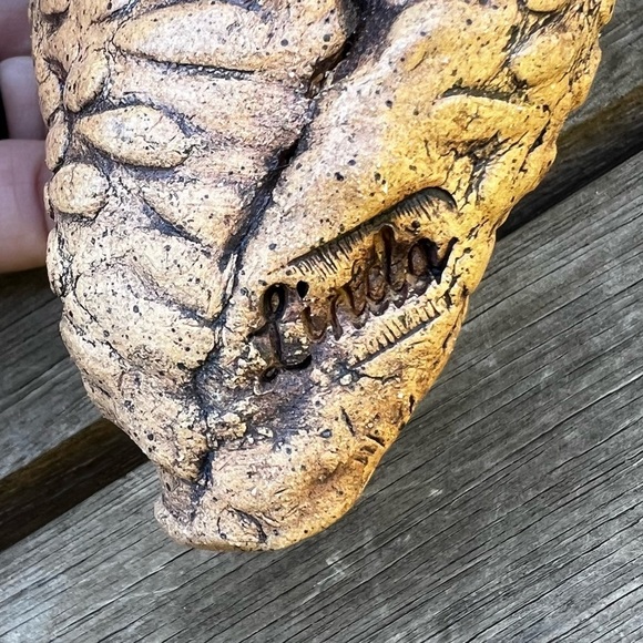 Studio Pottery Floral 3D Wall Pocket Signed by Artist Wall Art Textured Unique - Picture 4 of 12